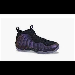 Foams.! Brand new size 8 in men.